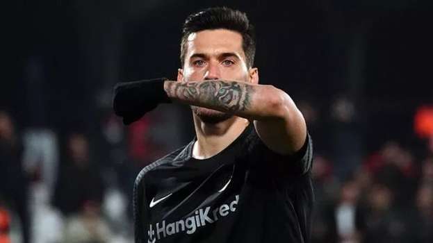 Eyüpspor Başkanı Açıkladı: Fenerbahçe Umut Nayir İle İlgileniyor