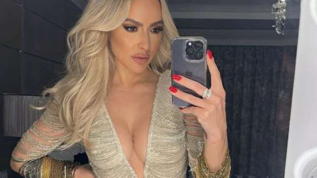 Hadise'nin Yatakta Verdiği Pozlar Sosyal Medyayı Alevlendirdi