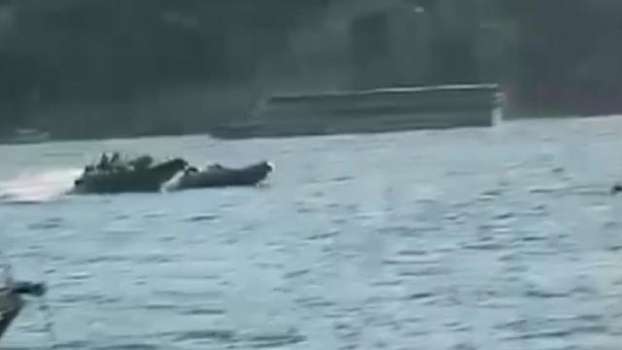 Kontrolden Çıkan Bot Tekneye Çarparak Durdurulabildi