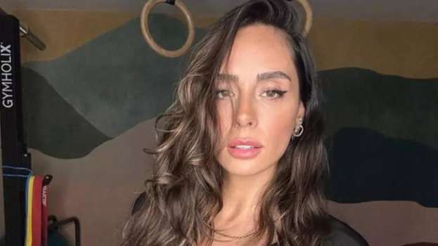 Şarkıcı Yasemin Yürük Hepsi Grubuyla İlgli Açıklama Yaptı