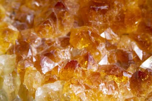 Sitrin Taşı Nedir? Sitrin Taşının Faydaları Nelerdir?