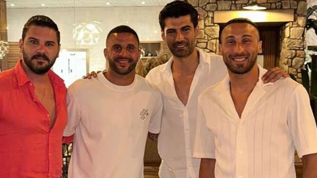 Tolgahan Sayışman, Cenk Tosun ve Kyle Walker İle Tatil Yapıyor
