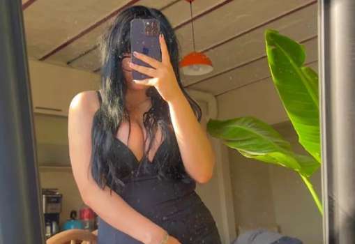 Türk Kızı, Annesi İçin Onlyfans Hesabı Açmasına Açıklama Yaptı