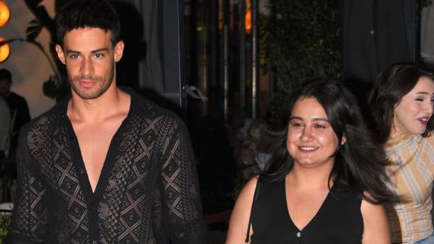 Batuhan Karacakaya Yeni Sevgilisiyle El Ele Görüntülendi!