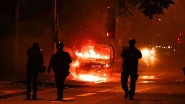 Fransa'da Protestoların 5. Gecesinde 121 Kişi Gözaltına Alındı