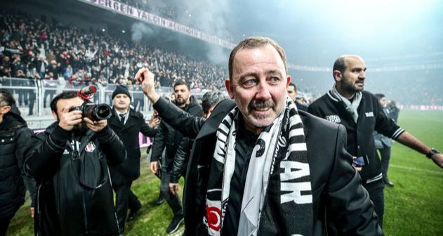 Nihat Kahveci'den Sergen Yalçın Yorumu: Beşiktaş'a Geri Dönüş Kesin!