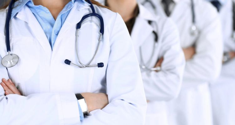 Aile Hekimleri Beş Gün İş Bırakıyor: Yönetmeliğe Tepki