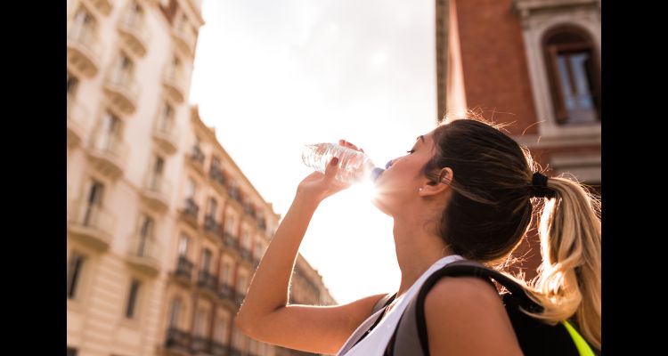 Su Orucu Nedir? Su Orucuyla Kilo Vermenin Faydaları ve Riskleri Nelerdir? Soru ve Cevapları İçerir!
