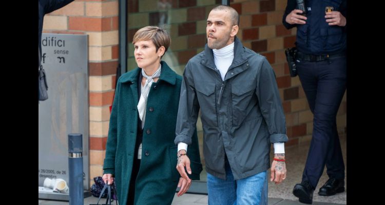 Eski Barselonalı Yıldız Dani Alves, 1 Milyon Euro Kefalet Ödeyerek Serbest Kaldı!