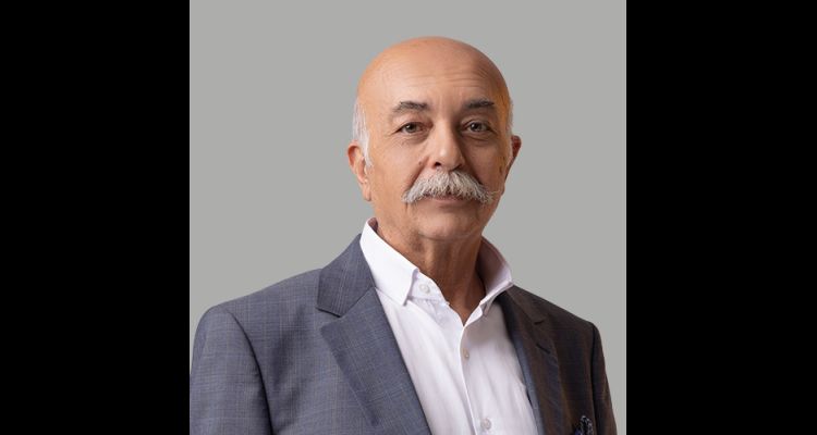 Kızılcık Şerbeti Dizisinin Yıldızı Settar Tanrıöğen'den Kötü Haber!