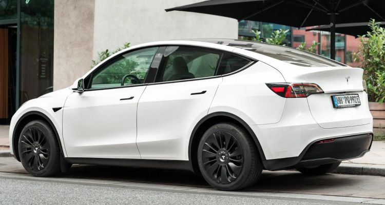 Tesla'nın En Ucuz Modeli Artık Türkiye'de Satışta!