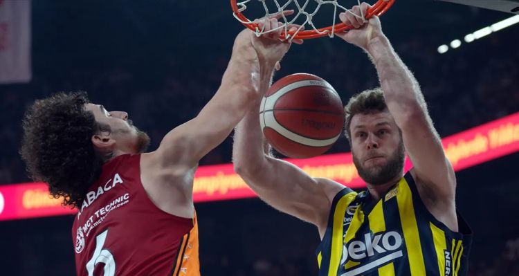 Galatasaray - Fenerbahçe Beko Maç Sonucu: 81-95 | Basketbol Derbisinde Gülen Taraf Fenerbahçe!