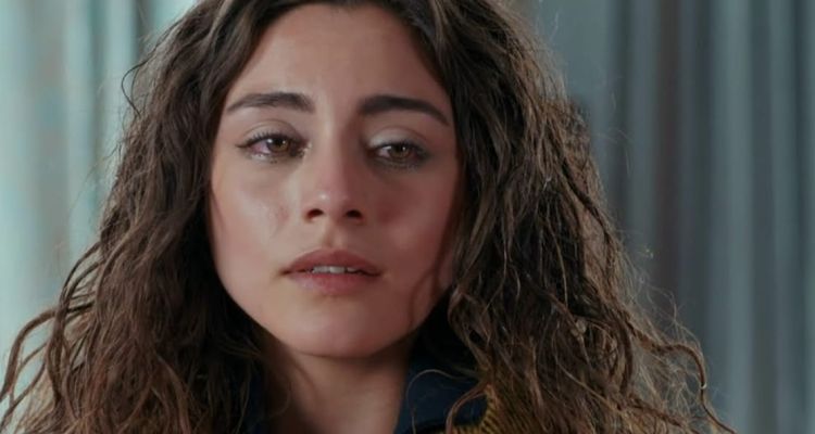 Sıla Türkoğlu Diziden Ayrılıyor Mu? Sular Durulmuyor!