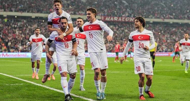 A Milli Takım Sakatlık Ve Cezalı İsimler Nedeniyle Değişikliğe Gitti