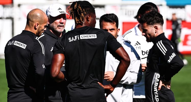 Beşiktaş Sakatlıklar Son Durum: 4 Oyuncuyla İlgili Açıklama