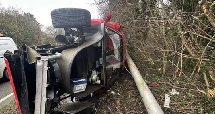 Dünyanın En Yüksek Kilometreli Ferrari F40'ı Parçalandı