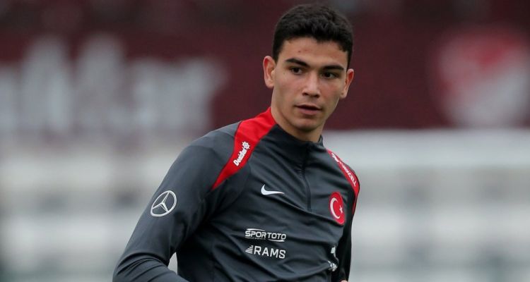 Yasin Özcan Aston Villa'ya Transfer Oldu! İşte Detaylar