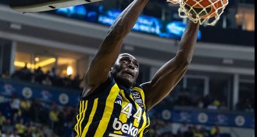 Fenerbahçe'de Sakatlık Şoku: Jilson Bango Sezonu Kapattı