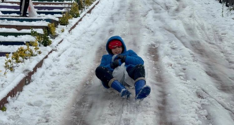 12 Ocak Okullar Tatil Mi: Resmi Açıklama Geldi