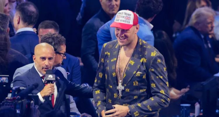 Anthony Joshua'nın Rakibi Tyson Fury'den 'Donald Trump' Talebi