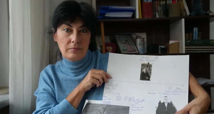 Nilüfer Akcoşkun Bozbağ, Sadrazam Torunu mu? Hak İddia Ettiği Yerler