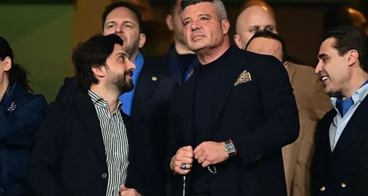 Fenerbahçe Başkanı Sadettin Saran Trafik Kazası Geçirdi