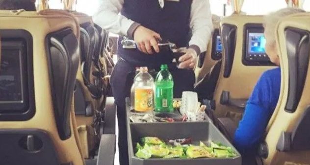 Otobüslerde Ücretsiz İkram Dönemi Sona Eriyor!