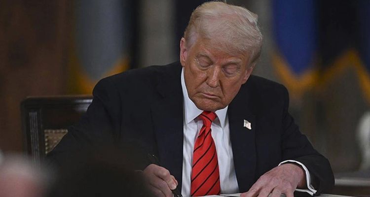 Donald Trump'tan, Ölü İnsanları Diriltebilecek İlaç İddiası!