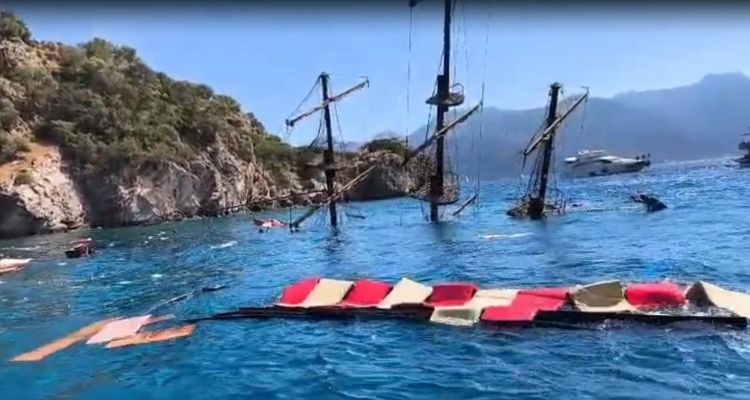 Marmaris'te "Big Boss" Adlı Tekne Cennet Adası Açıklarında Battı