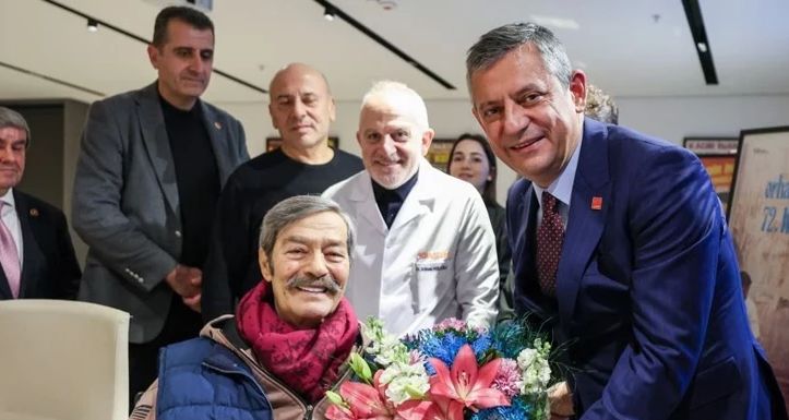 Yoğun Bakıma Kaldırılan Kadir İnanır'ın Sağlık Durumu Nasıl?