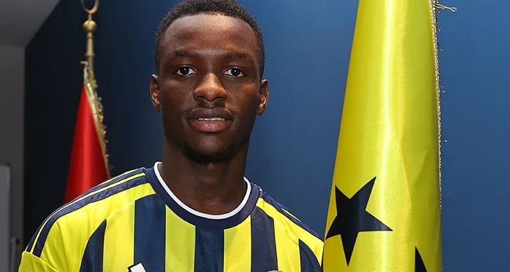Fenerbahçe, Amara Diouf Transferini Resmen Açıkladı! 5 Yıllık İmza