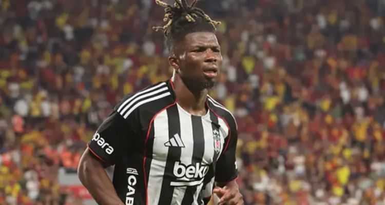 El Bilal Toure'den Beşiktaş Taraftarına Sert Yanıt!