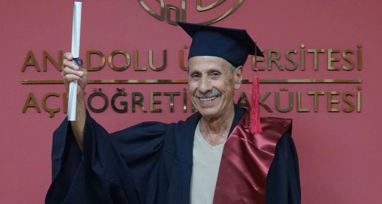 76 Yaşında 10 Üniversite Programı Bitirdi: Yusuf Yücel'den Büyük Başarı