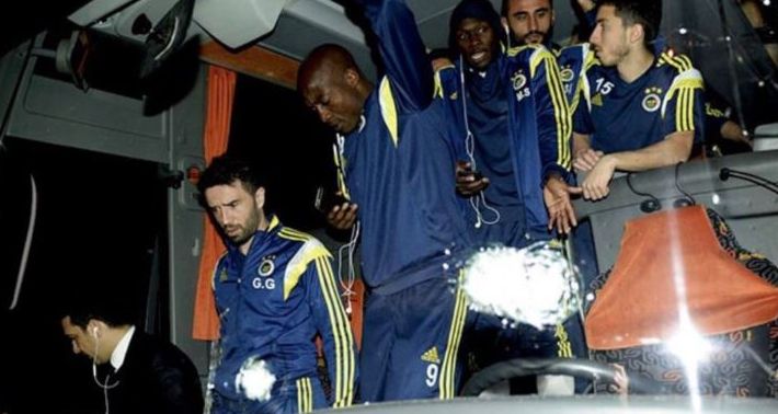 Fenerbahçe Otobüsüne Saldırı Soruşturmasında 5 Şüpheli Gözaltında